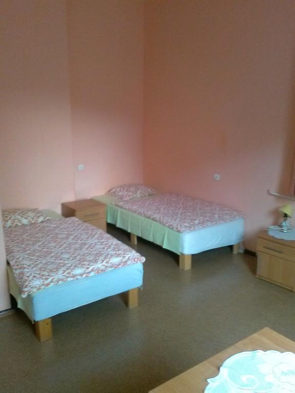 Хостел Pod Zielonym Kogutem Душники-Здруй Номер фото